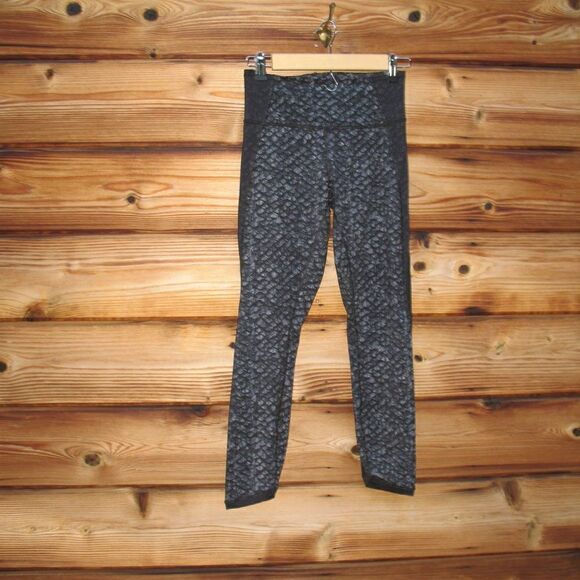 Lululemon 7/8 Featherweight Mesh Tights Leggings - Picture 3 of 11